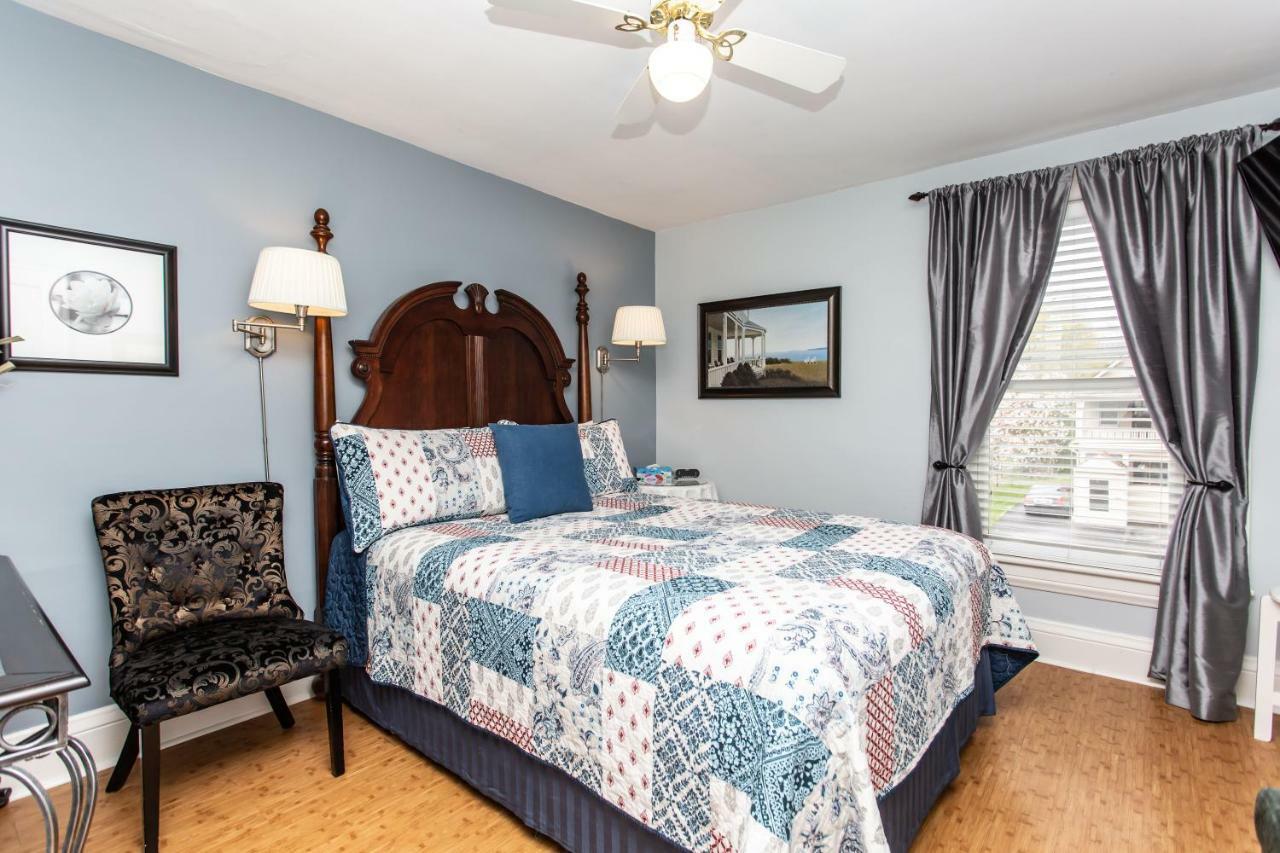 Ambiance By The Falls 3* Niagara Falls